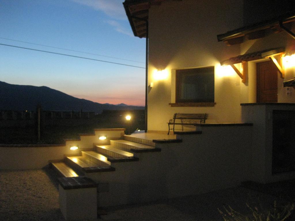 La Collina Di Peppino Bed & Breakfast Trasacco ภายนอก รูปภาพ