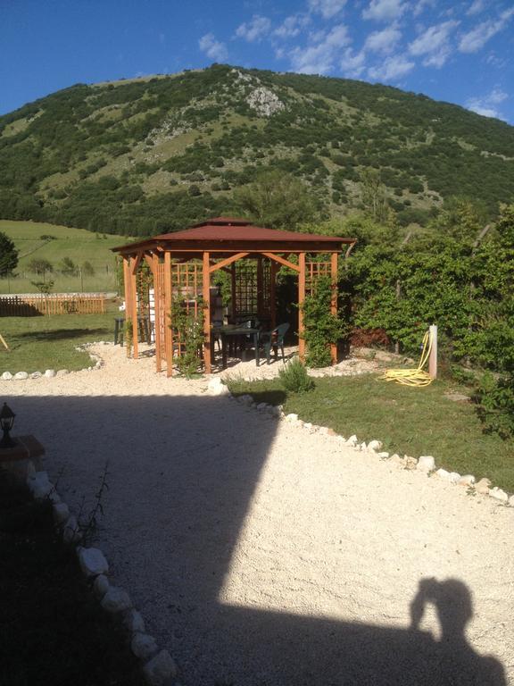 La Collina Di Peppino Bed & Breakfast Trasacco ภายนอก รูปภาพ